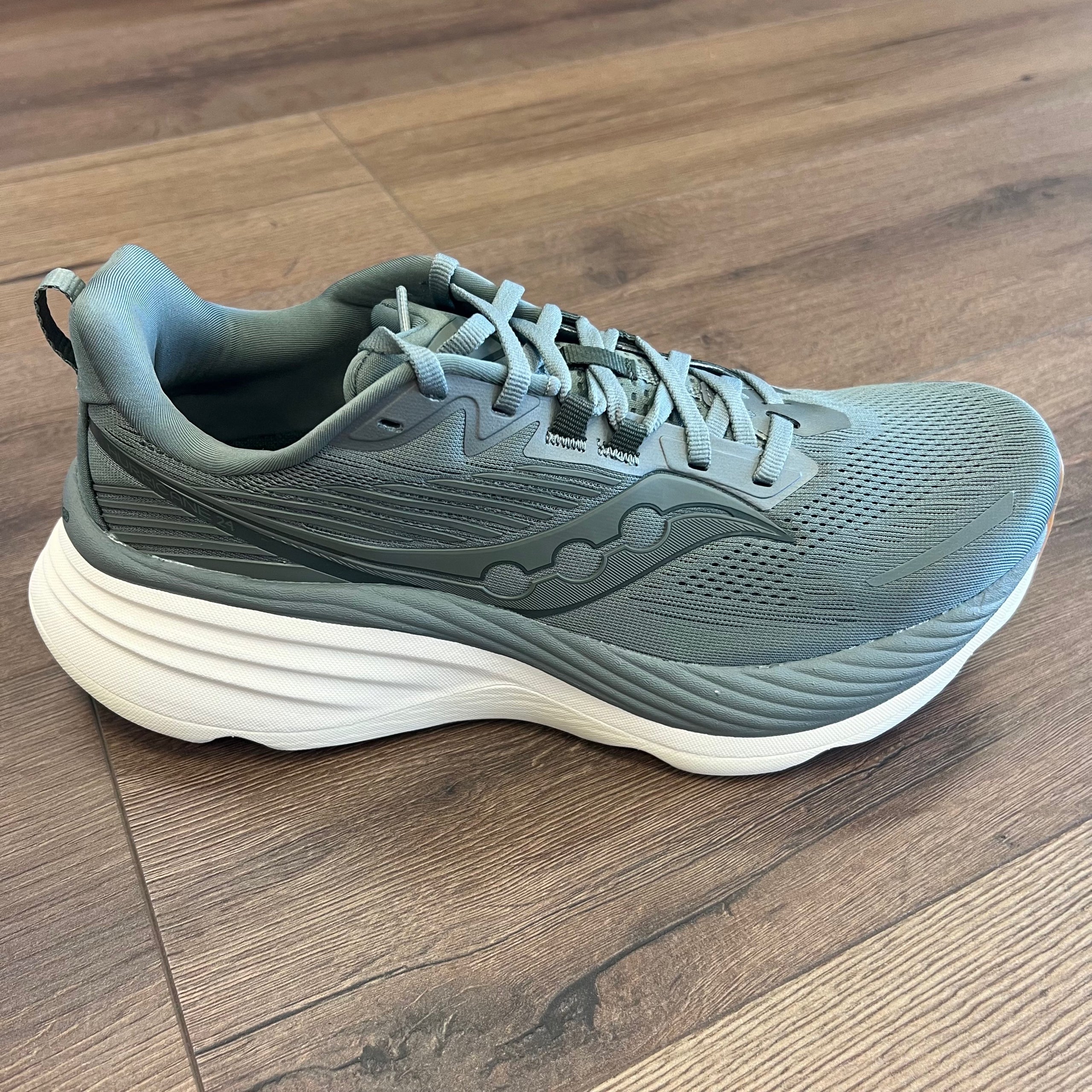Saucony Men s Hurricane 24 S20933 244 Bough Tan