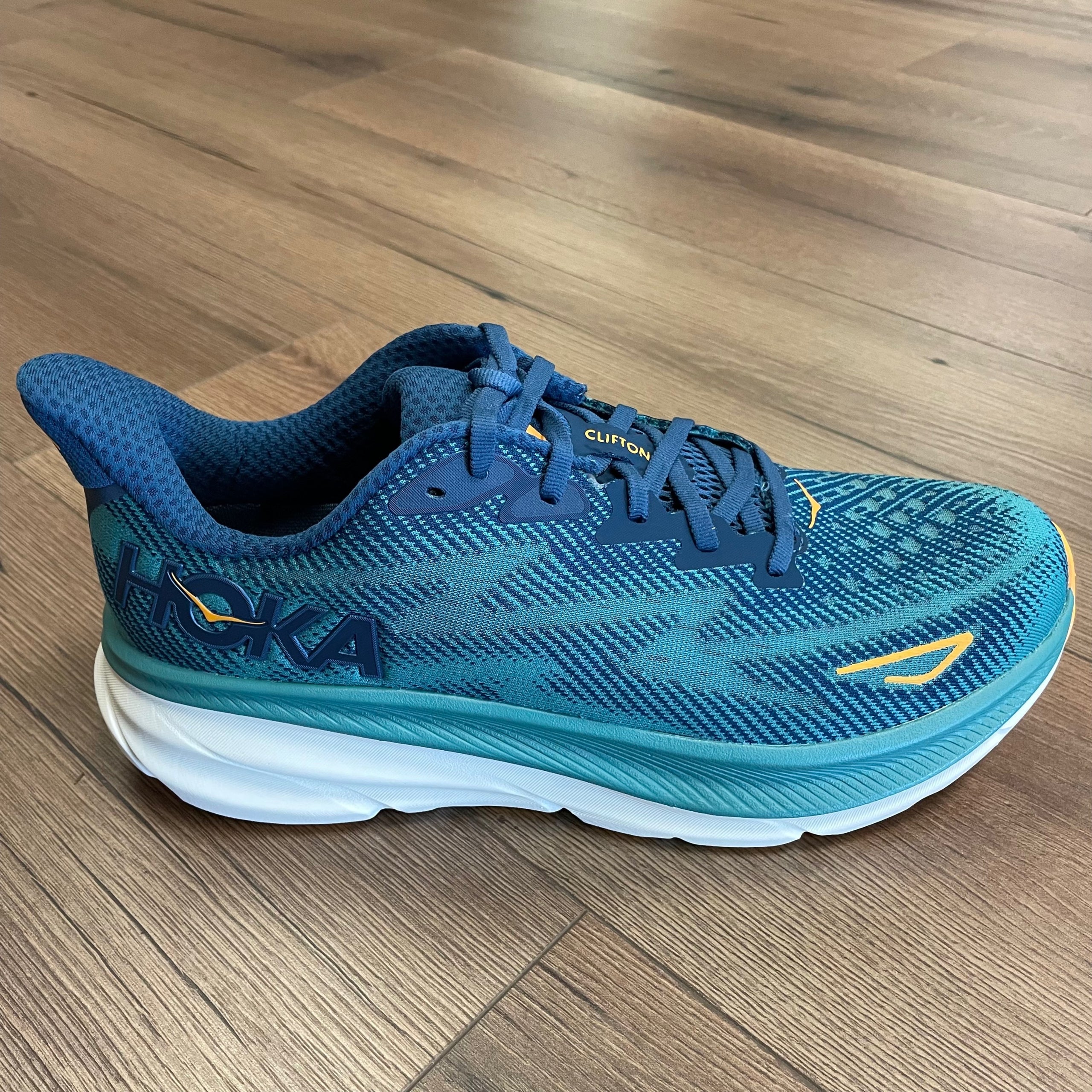 Hoka Men s Clifton 9 MIDNIGHT OCEANIC 1127895 MCN